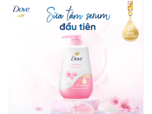 Sữa tắm Dove Sakura Blossoms dưỡng ẩm thơm lâu hương hoa anh đào 500g