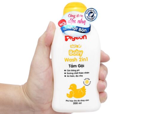 Tắm gội toàn thân cho bé Pigeon hoa hướng dương 200ml
